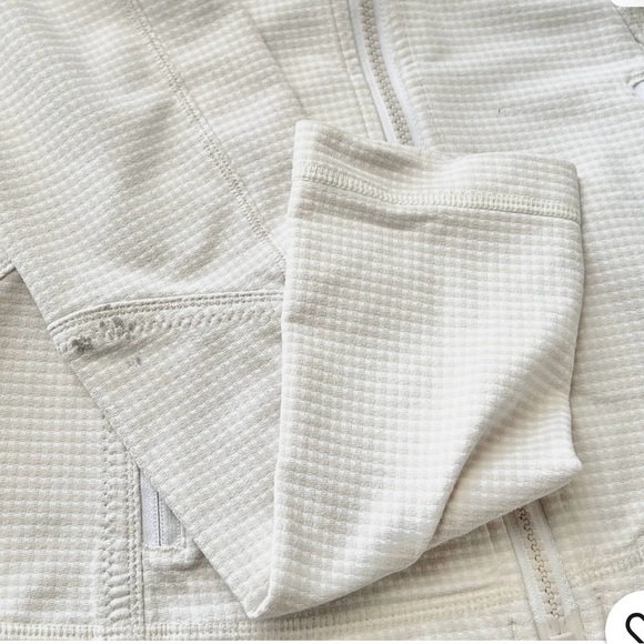 Lululemon Off White gingham Zip-Up Jacket - Picture 4 of 7
